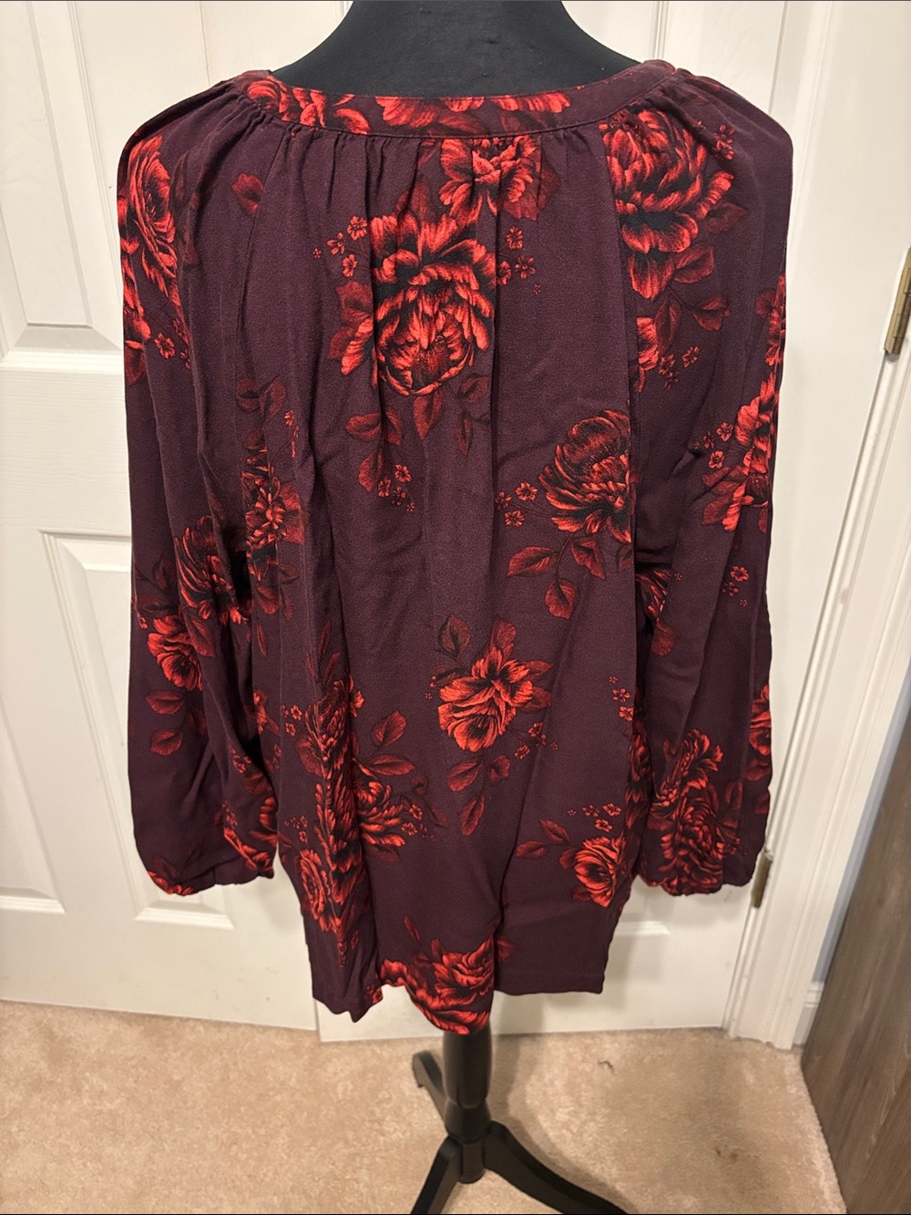 Old Navy Floral Blouse - Picture 7 of 9
